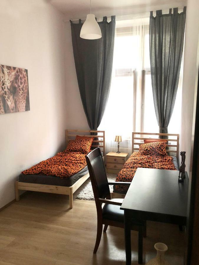 Glamour Apartment Florianska 32 Краков Экстерьер фото